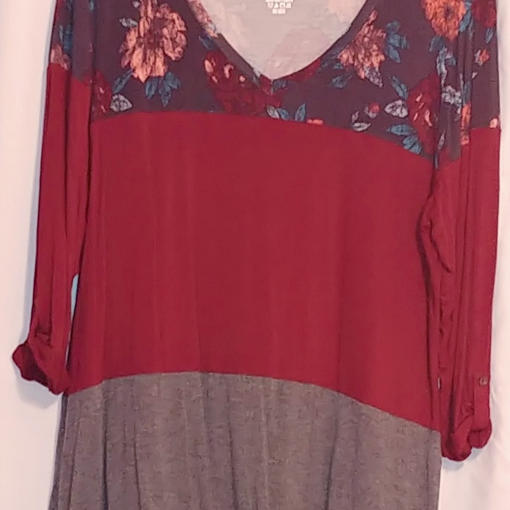 Maurices 3/4 sleeve knit poly knit tunic top
